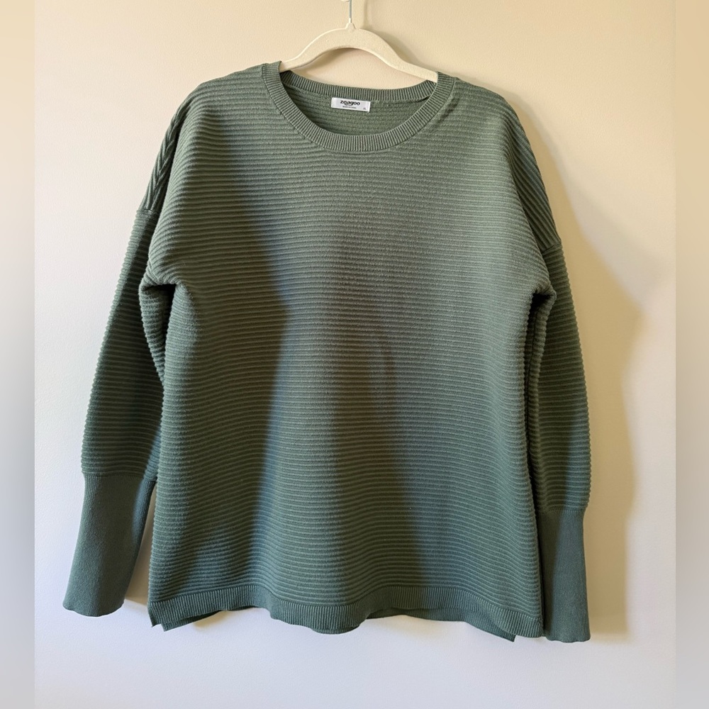 Zeagoo Green Crewneck Sweater with Ribbed Texture
